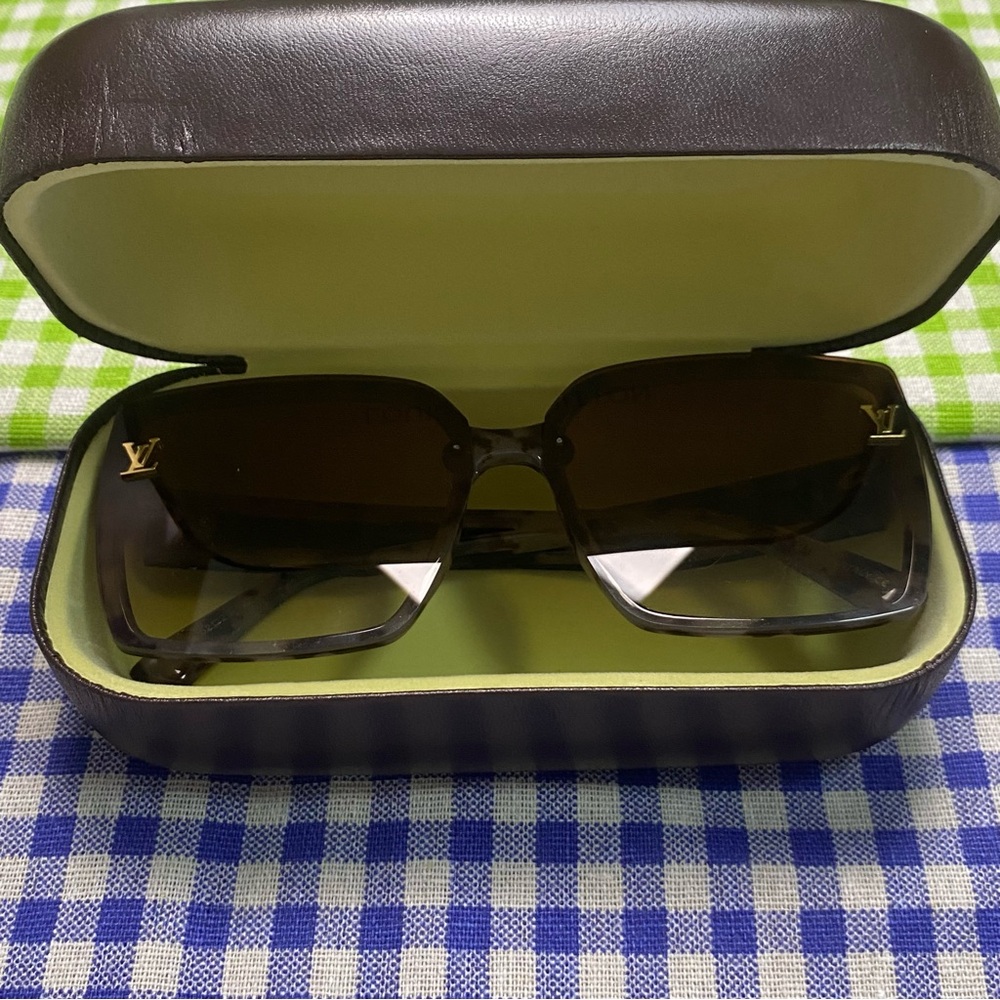 Louis Vuitton Leopard Print Sunglasses